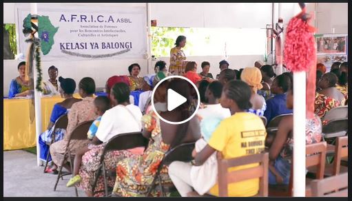 La matinée d’échanges avec les mamans de camp Luka ayant suivi les cours d’alphabétisation dans notre Centre. Lieu : siège social d’A.F.R.I.C.A à Bandal le 26/03/2024